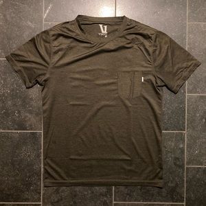 Vuori Tradewind Tee (M) - Green and Black